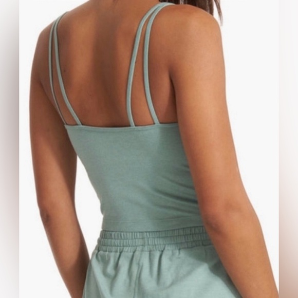 Vuori Halo Performance Crop Top EUC - Picture 2 of 7